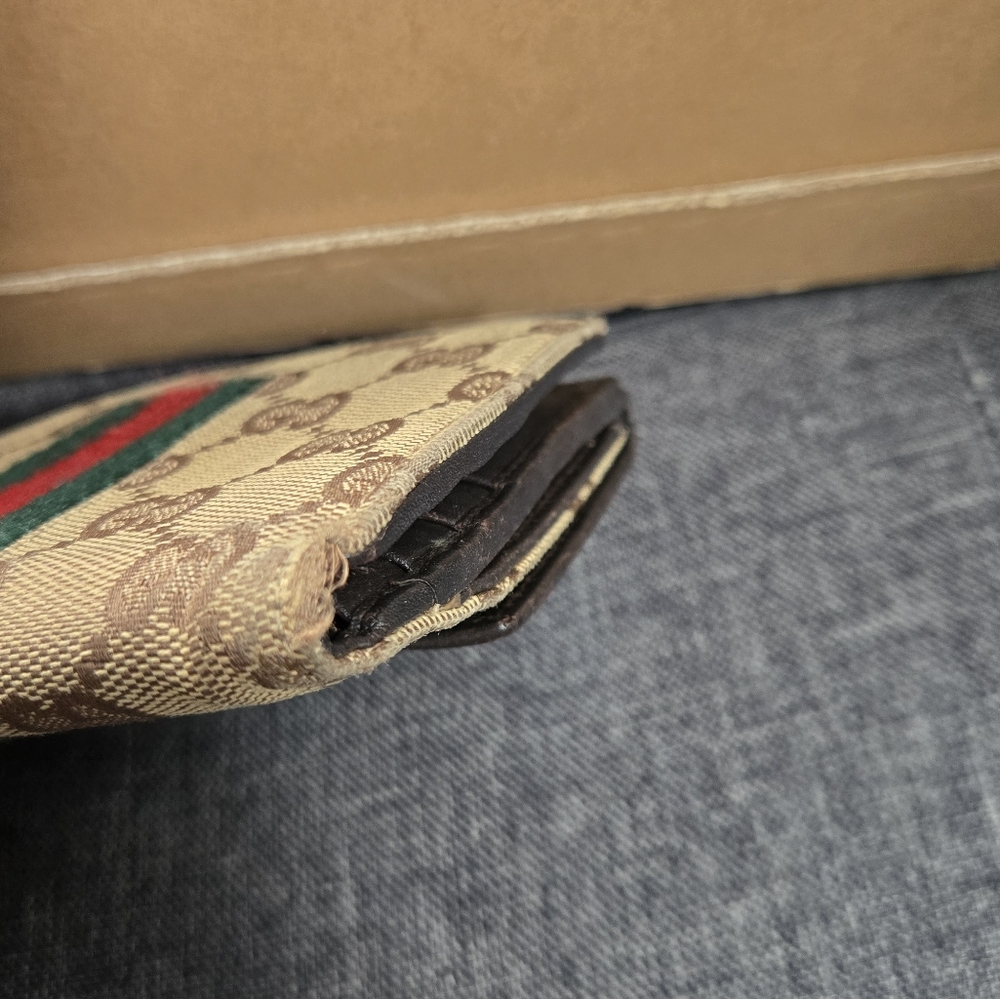 Gucci Monogram Wallet with Red and Green Stripe - Picture 4 of 13